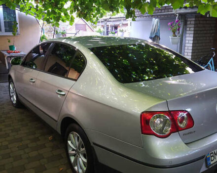 Серый Фольксваген Пассат, объемом двигателя 1.6 л и пробегом 178 тыс. км за 8100 $, фото 2 на Automoto.ua