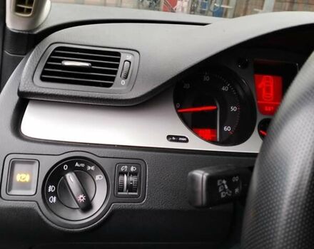 Серый Фольксваген Пассат, объемом двигателя 1.97 л и пробегом 262 тыс. км за 8700 $, фото 15 на Automoto.ua