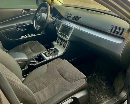 Сірий Фольксваген Пассат, об'ємом двигуна 1.8 л та пробігом 174 тис. км за 5800 $, фото 6 на Automoto.ua