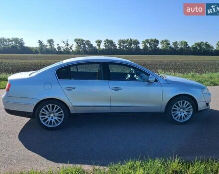 Сірий Фольксваген Пассат, об'ємом двигуна 1.6 л та пробігом 380 тис. км за 6800 $, фото 7 на Automoto.ua