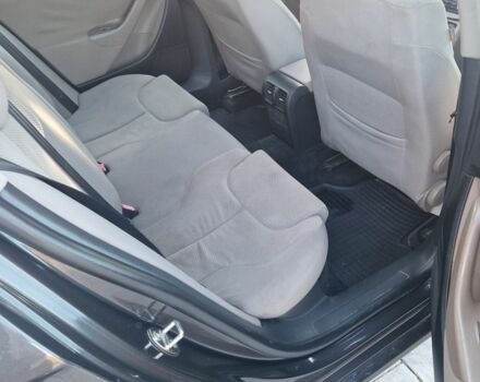 Серый Фольксваген Пассат, объемом двигателя 2 л и пробегом 300 тыс. км за 2786 $, фото 7 на Automoto.ua