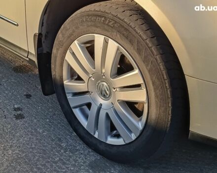 Серый Фольксваген Пассат, объемом двигателя 1.8 л и пробегом 256 тыс. км за 6940 $, фото 5 на Automoto.ua