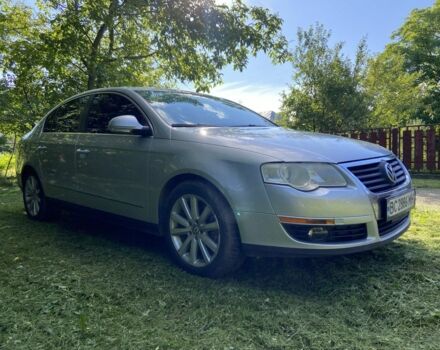 Сірий Фольксваген Пассат, об'ємом двигуна 2 л та пробігом 213 тис. км за 6600 $, фото 5 на Automoto.ua