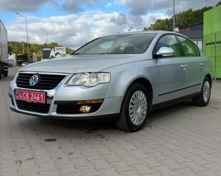 Сірий Фольксваген Пассат, об'ємом двигуна 1.6 л та пробігом 194 тис. км за 7999 $, фото 6 на Automoto.ua