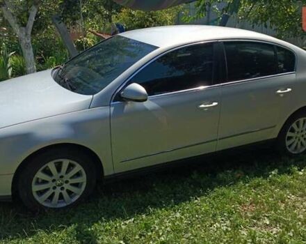 Серый Фольксваген Пассат, объемом двигателя 1.8 л и пробегом 231 тыс. км за 7000 $, фото 1 на Automoto.ua