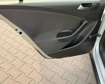 Фольксваген Пассат 2009 в Виннице на Automoto.ua Серый Фольксваген Пассат, объемом двигателя 1.6 л и пробегом 194 тыс. км за 7999 $, фото 42 на Automoto.ua