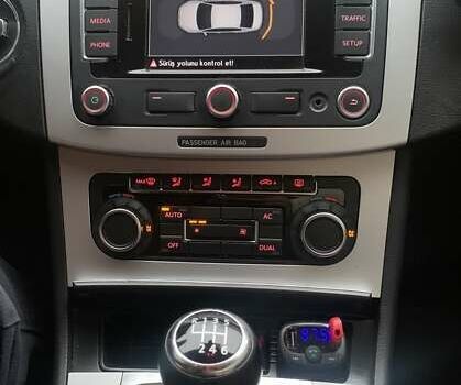 Серый Фольксваген Пассат, объемом двигателя 1.4 л и пробегом 191 тыс. км за 7500 $, фото 12 на Automoto.ua