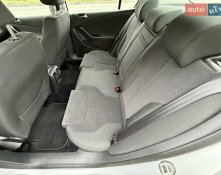 Сірий Фольксваген Пассат, об'ємом двигуна 1.6 л та пробігом 217 тис. км за 8999 $, фото 38 на Automoto.ua