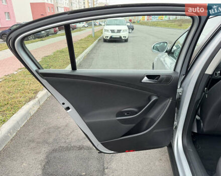 Сірий Фольксваген Пассат, об'ємом двигуна 1.6 л та пробігом 217 тис. км за 8999 $, фото 63 на Automoto.ua