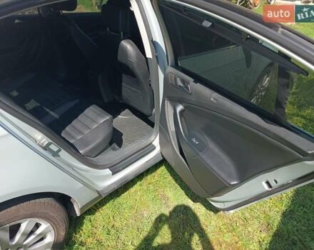 Серый Фольксваген Пассат, объемом двигателя 1.8 л и пробегом 231 тыс. км за 7000 $, фото 12 на Automoto.ua