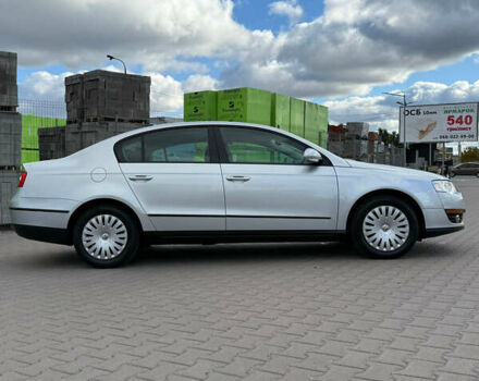 Фольксваген Пассат 2009 в Виннице на Automoto.ua Серый Фольксваген Пассат, объемом двигателя 1.6 л и пробегом 194 тыс. км за 7999 $, фото 52 на Automoto.ua