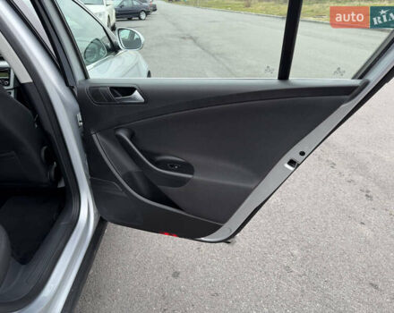 Сірий Фольксваген Пассат, об'ємом двигуна 1.6 л та пробігом 217 тис. км за 8999 $, фото 74 на Automoto.ua