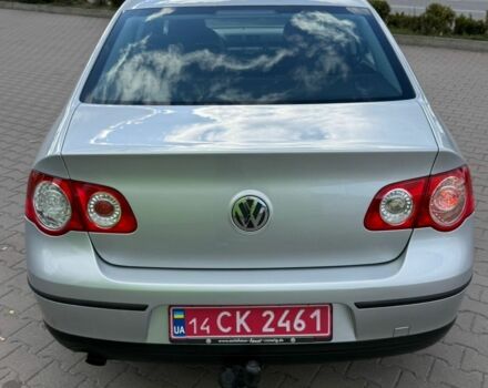 Сірий Фольксваген Пассат, об'ємом двигуна 1.6 л та пробігом 194 тис. км за 7999 $, фото 2 на Automoto.ua