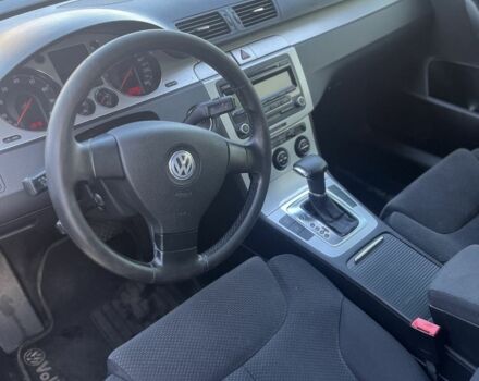 Сірий Фольксваген Пассат, об'ємом двигуна 1.8 л та пробігом 291 тис. км за 6000 $, фото 10 на Automoto.ua