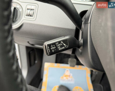 Сірий Фольксваген Пассат, об'ємом двигуна 1.6 л та пробігом 217 тис. км за 8999 $, фото 54 на Automoto.ua