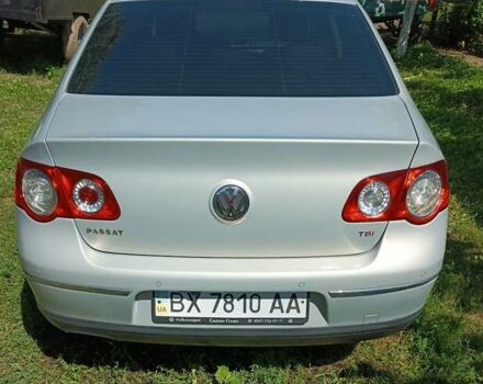 Серый Фольксваген Пассат, объемом двигателя 1.8 л и пробегом 231 тыс. км за 7000 $, фото 2 на Automoto.ua