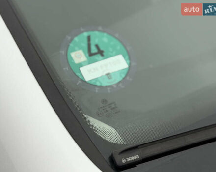 Сірий Фольксваген Пассат, об'ємом двигуна 1.6 л та пробігом 217 тис. км за 8999 $, фото 22 на Automoto.ua