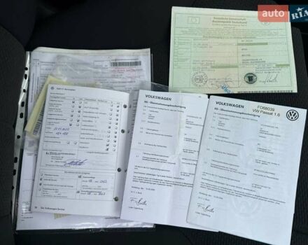 Сірий Фольксваген Пассат, об'ємом двигуна 1.6 л та пробігом 217 тис. км за 8999 $, фото 95 на Automoto.ua