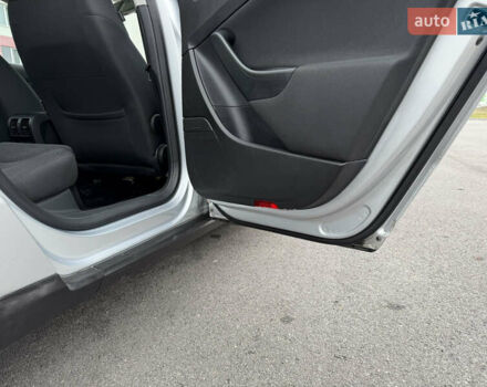 Сірий Фольксваген Пассат, об'ємом двигуна 1.6 л та пробігом 217 тис. км за 8999 $, фото 68 на Automoto.ua