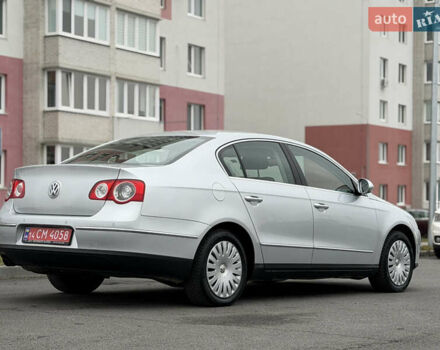 Сірий Фольксваген Пассат, об'ємом двигуна 1.6 л та пробігом 217 тис. км за 8999 $, фото 31 на Automoto.ua