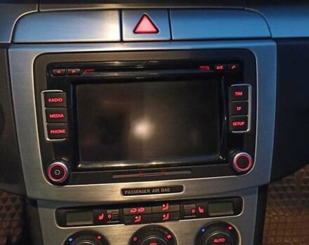 Серый Фольксваген Пассат, объемом двигателя 1.8 л и пробегом 147 тыс. км за 9800 $, фото 7 на Automoto.ua