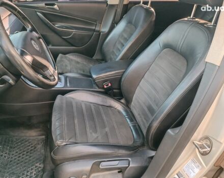 Серый Фольксваген Пассат, объемом двигателя 1.8 л и пробегом 256 тыс. км за 6940 $, фото 19 на Automoto.ua