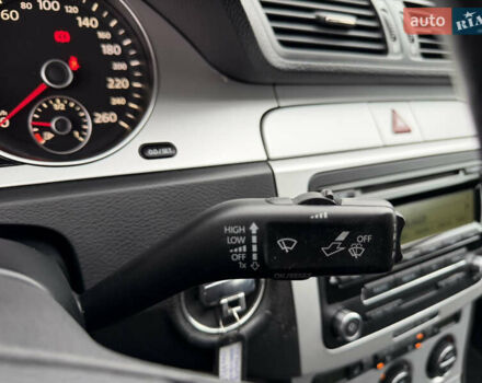 Сірий Фольксваген Пассат, об'ємом двигуна 1.6 л та пробігом 217 тис. км за 8999 $, фото 55 на Automoto.ua