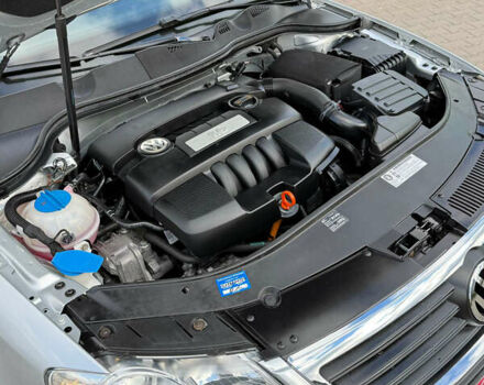Фольксваген Пассат 2009 в Виннице на Automoto.ua Серый Фольксваген Пассат, объемом двигателя 1.6 л и пробегом 194 тыс. км за 7999 $, фото 50 на Automoto.ua
