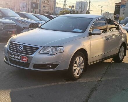 Серый Фольксваген Пассат, объемом двигателя 1.8 л и пробегом 256 тыс. км за 6740 $, фото 3 на Automoto.ua