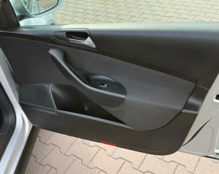 Фольксваген Пассат 2009 в Виннице на Automoto.ua Серый Фольксваген Пассат, объемом двигателя 1.6 л и пробегом 194 тыс. км за 7999 $, фото 72 на Automoto.ua