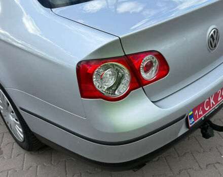 Фольксваген Пассат 2009 в Виннице на Automoto.ua Серый Фольксваген Пассат, объемом двигателя 1.6 л и пробегом 194 тыс. км за 7999 $, фото 43 на Automoto.ua