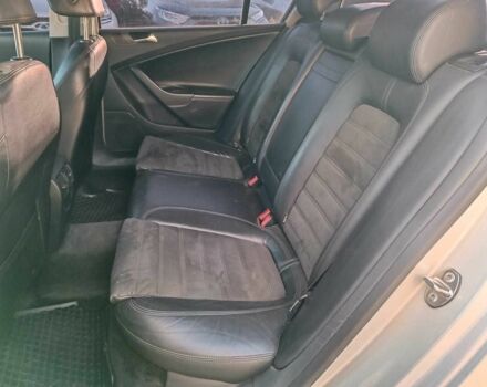 Серый Фольксваген Пассат, объемом двигателя 1.8 л и пробегом 256 тыс. км за 6740 $, фото 12 на Automoto.ua