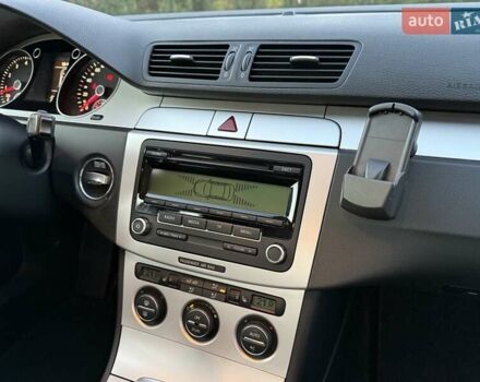 Сірий Фольксваген Пассат, об'ємом двигуна 1.4 л та пробігом 247 тис. км за 6499 $, фото 51 на Automoto.ua