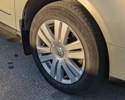 Серый Фольксваген Пассат, объемом двигателя 1.8 л и пробегом 256 тыс. км за 6740 $, фото 6 на Automoto.ua