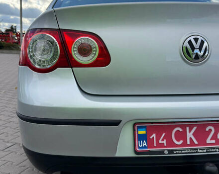 Фольксваген Пассат 2009 в Виннице на Automoto.ua Серый Фольксваген Пассат, объемом двигателя 1.6 л и пробегом 194 тыс. км за 7999 $, фото 104 на Automoto.ua