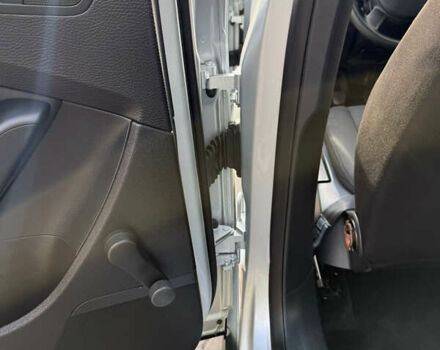 Фольксваген Пассат 2009 в Виннице на Automoto.ua Серый Фольксваген Пассат, объемом двигателя 1.6 л и пробегом 194 тыс. км за 7999 $, фото 41 на Automoto.ua