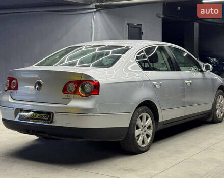 Фольксваген Пассат 2010 в Черновцах на Automoto.ua Серый Фольксваген Пассат, объемом двигателя 1.39 л и пробегом 195 тыс. км за 7600 $, фото 5 на Automoto.ua