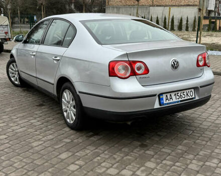 Серый Фольксваген Пассат, объемом двигателя 1.8 л и пробегом 277 тыс. км за 5000 $, фото 15 на Automoto.ua