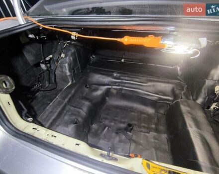 Серый Фольксваген Пассат, объемом двигателя 1.97 л и пробегом 288 тыс. км за 8800 $, фото 13 на Automoto.ua