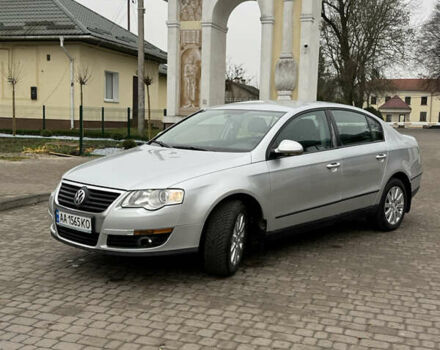 Серый Фольксваген Пассат, объемом двигателя 1.8 л и пробегом 277 тыс. км за 5000 $, фото 7 на Automoto.ua
