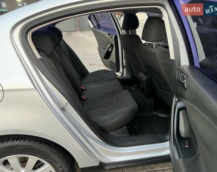 Серый Фольксваген Пассат, объемом двигателя 1.8 л и пробегом 163 тыс. км за 7650 $, фото 65 на Automoto.ua