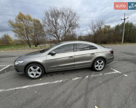 Серый Фольксваген Пассат, объемом двигателя 1.97 л и пробегом 254 тыс. км за 9300 $, фото 2 на Automoto.ua