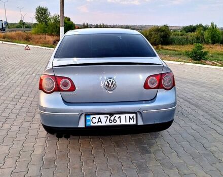 Серый Фольксваген Пассат, объемом двигателя 1.8 л и пробегом 280 тыс. км за 6000 $, фото 3 на Automoto.ua