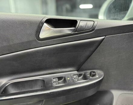 Фольксваген Пассат 2010 в Черновцах на Automoto.ua Серый Фольксваген Пассат, объемом двигателя 1.4 л и пробегом 195 тыс. км за 7600 $, фото 8 на Automoto.ua