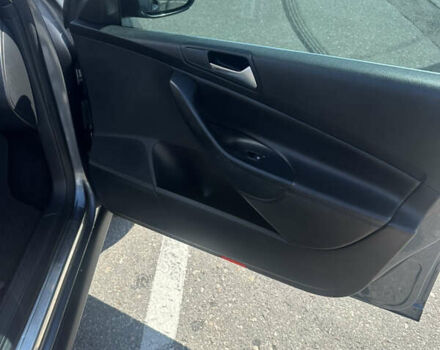 Серый Фольксваген Пассат, объемом двигателя 1.8 л и пробегом 260 тыс. км за 6100 $, фото 12 на Automoto.ua