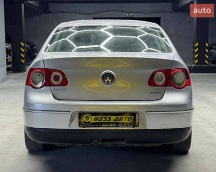 Фольксваген Пассат 2010 в Черновцах на Automoto.ua Серый Фольксваген Пассат, объемом двигателя 1.39 л и пробегом 195 тыс. км за 7600 $, фото 4 на Automoto.ua