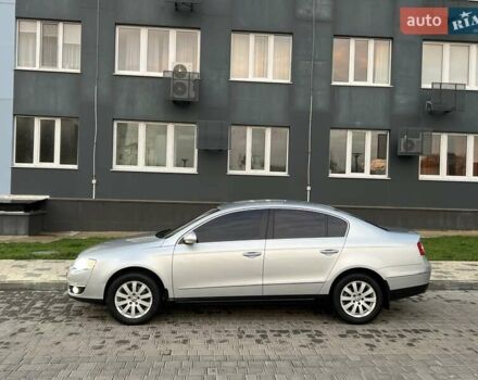 Серый Фольксваген Пассат, объемом двигателя 1.8 л и пробегом 163 тыс. км за 7650 $, фото 5 на Automoto.ua