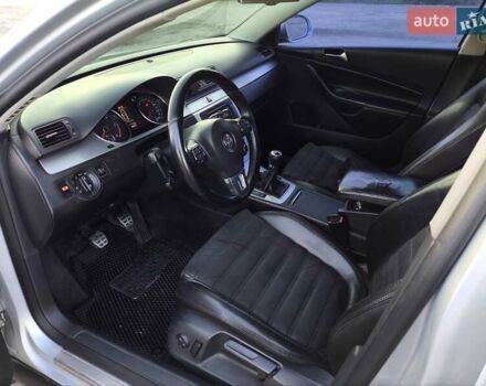 Серый Фольксваген Пассат, объемом двигателя 1.97 л и пробегом 288 тыс. км за 8800 $, фото 10 на Automoto.ua