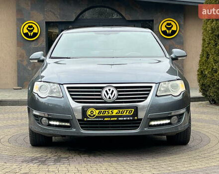 Серый Фольксваген Пассат, объемом двигателя 1.8 л и пробегом 262 тыс. км за 6300 $, фото 1 на Automoto.ua