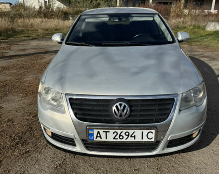 Фольксваген Пассат 2010 в Калуше на Automoto.ua Серый Фольксваген Пассат, объемом двигателя 2 л и пробегом 350 тыс. км за 6900 $, фото 2 на Automoto.ua